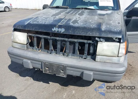 1995 Jeep Grand Cherokee Laredo from USA, damaged, VIN 1J4GZ58S6SC550368